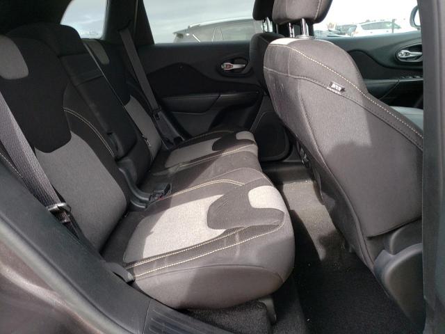 1C4PJMCB7EW260383 Jeep Cherokee Latitude