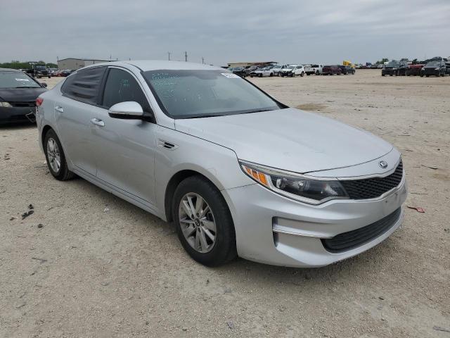 VIN 5XXGT4L36HG143774 2017 KIA Optima, LX no.4