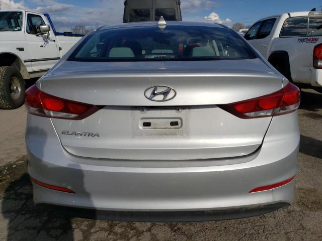 5NPD84LF1JH340800 Hyundai ELANTRA SEL