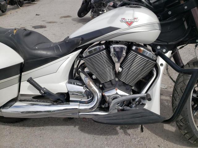 2016 VICTORY MOTORCYCLES MAGNUM - 5VPYW36N8G3055800