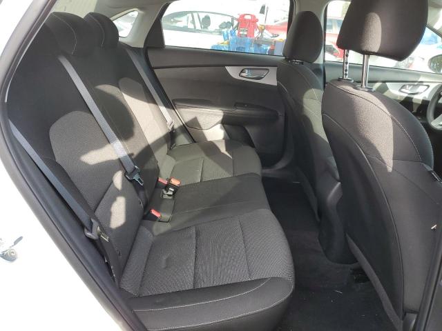 3KPF24ADXPE565855 KIA FORTE LX
