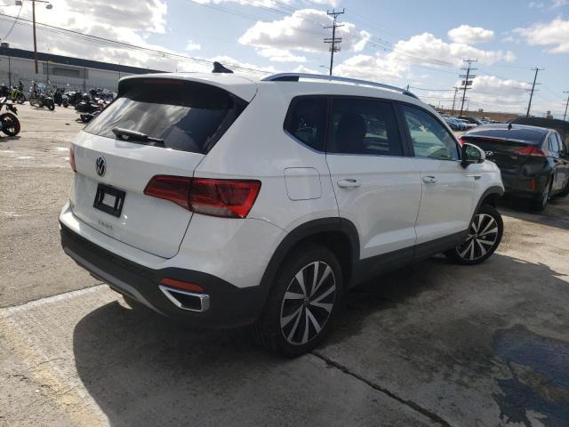 2022 VOLKSWAGEN TAOS SE - 3VVRX7B26NM040132