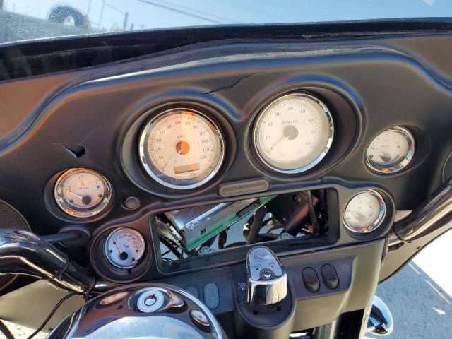 2010 HARLEY-DAVIDSON FLH 1HD1KB414AB626734