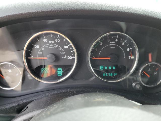 1C4AJWBG8JL823418 Jeep Wrangler Sahara