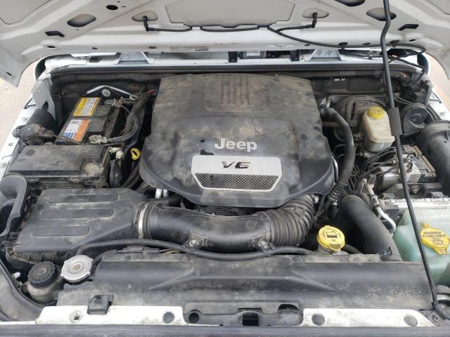 1C4BJWDG1EL313581 Jeep Wrangler Unlimited Sport