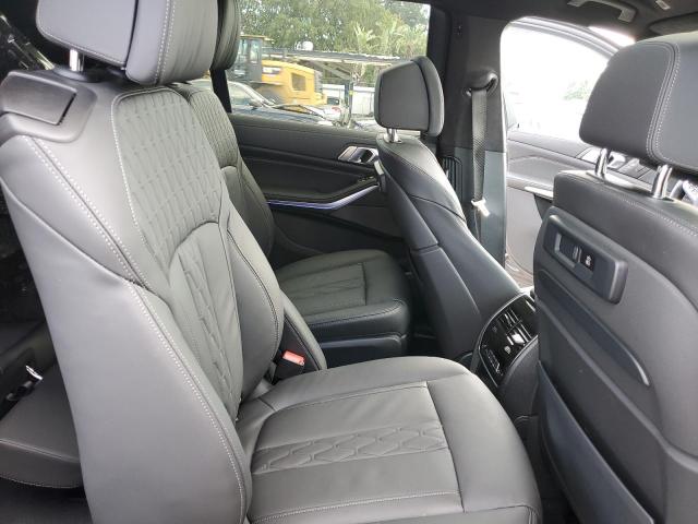 5UXCX6C09N9N09769 BMW X7 M50i