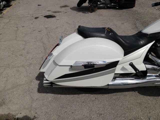 2016 VICTORY MOTORCYCLES MAGNUM - 5VPYW36N8G3055800