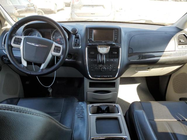 2015 CHRYSLER TOWN AND C - 2C4RC1BGXFR561383
