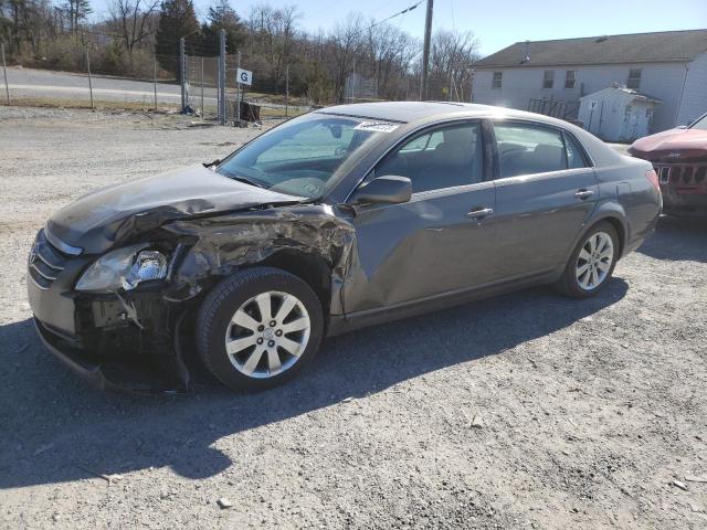 2005 Toyota Avalon XL