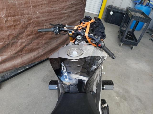 2017 APRILIA TUONO V4 1 - ZD4KGUA02HS000032