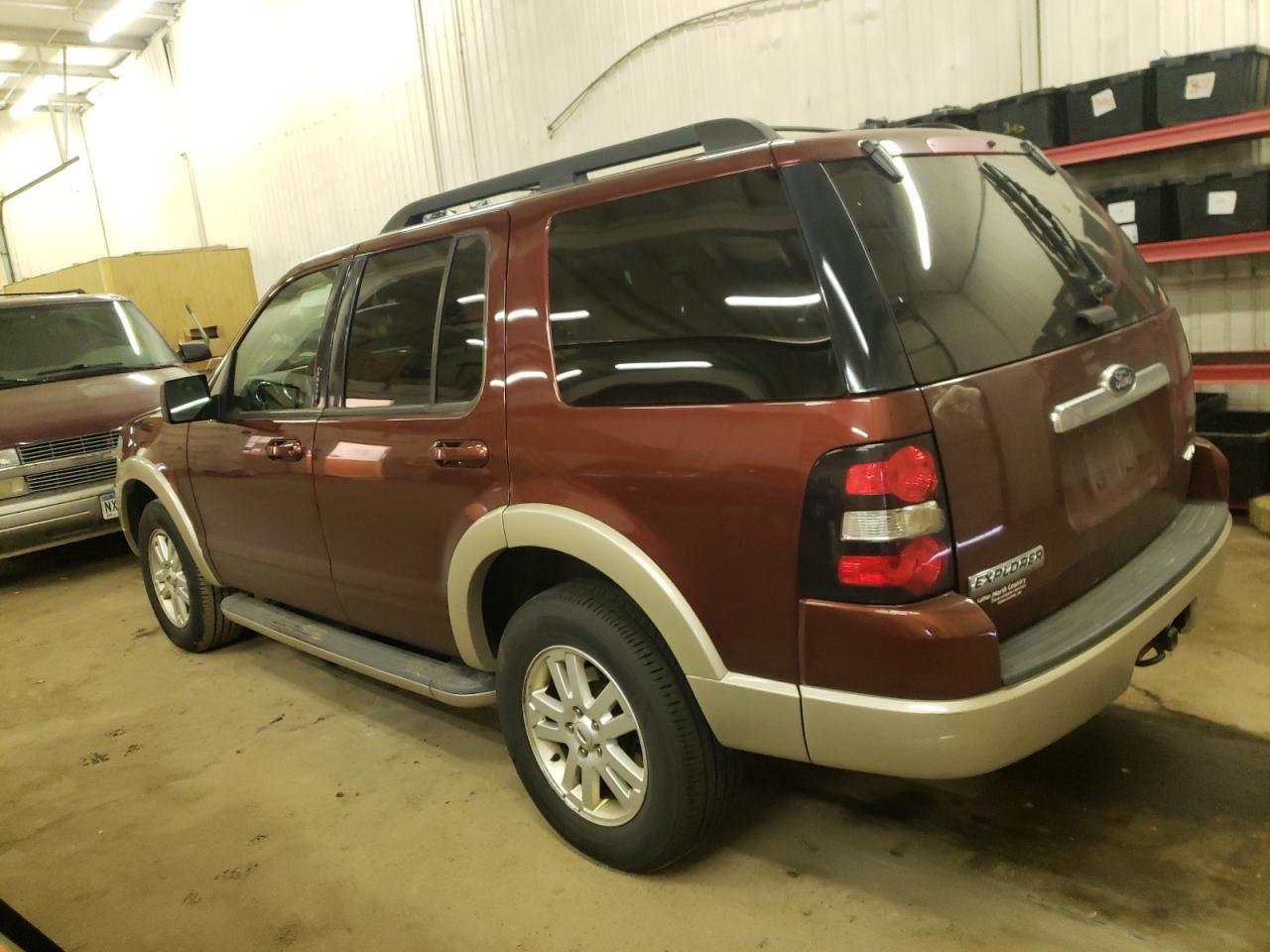 1FMEU7EE4AUB12796 2010 Ford Explorer Eddie Bauer