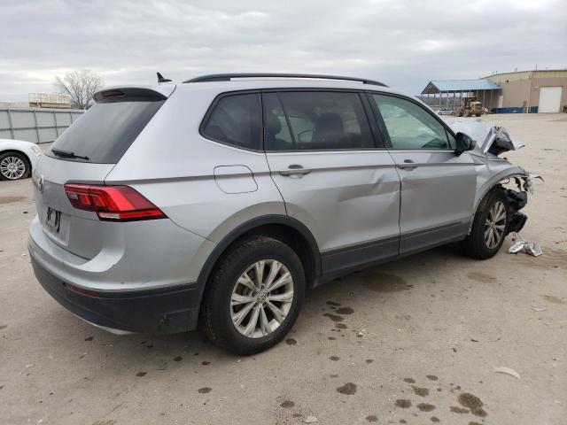 3VV1B7AX8LM149312 Volkswagen Tiguan S 3