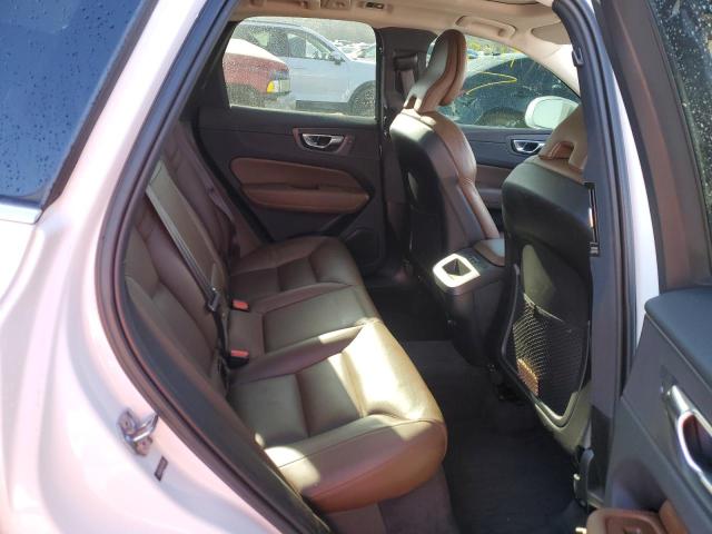 LYVA22RK2KB231356 Volvo Xc60 T6 Momentum