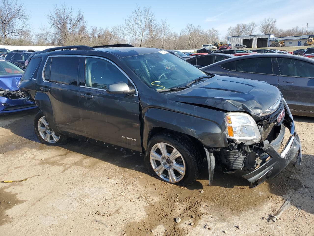 2017 GMC Terrain - Image 4