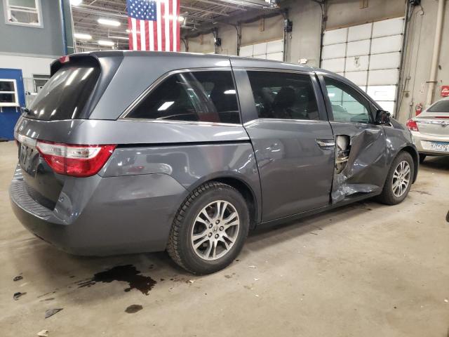 VIN 5FNRL5H46DB042330 2013 HONDA ODYSSEY no.3