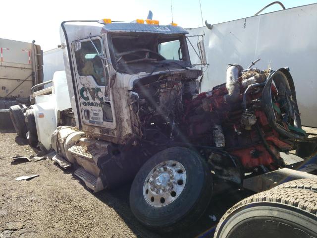 KENWORTH T800 2021 white  diesel 3WKDD49X9MF431667 photo #1