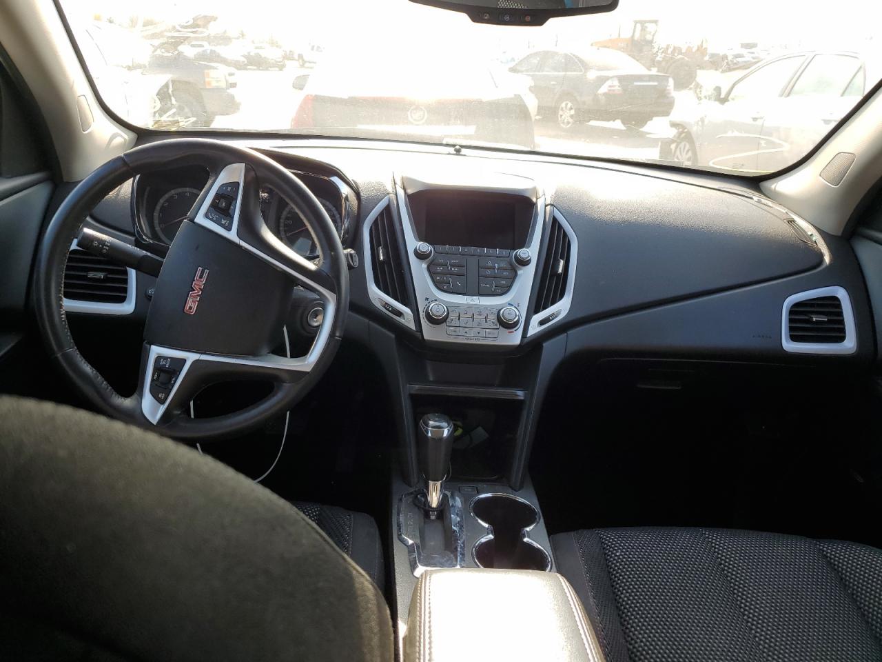 2017 GMC Terrain - Image 8