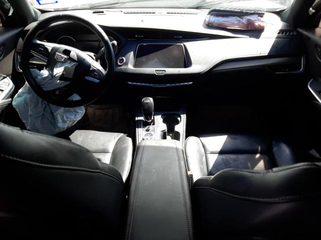 1GYFZCR42LF027235 Cadillac Xt4 Premium Luxury