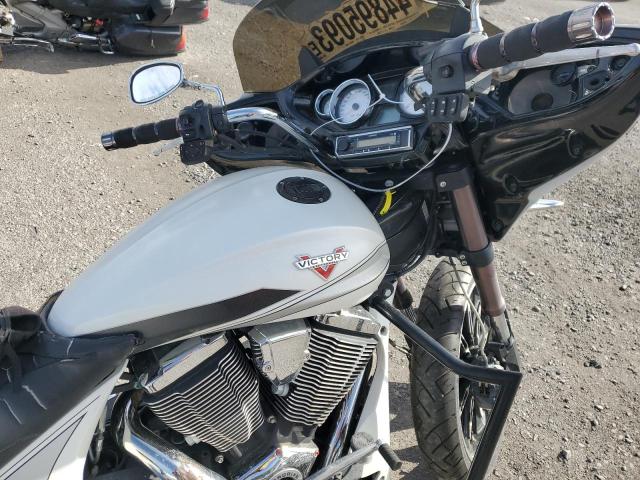 2016 VICTORY MOTORCYCLES MAGNUM - 5VPYW36N8G3055800