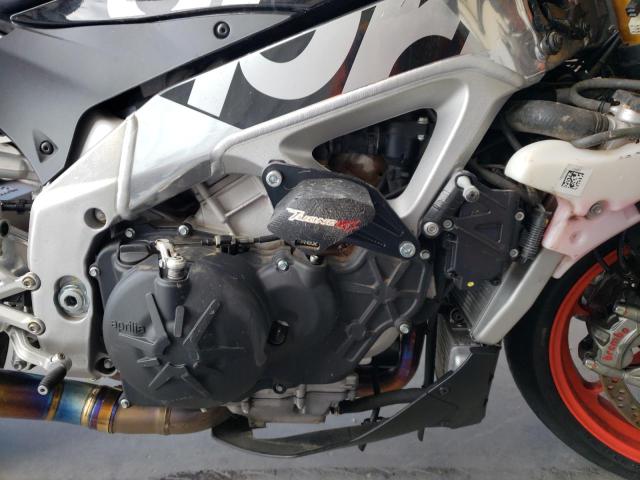 2017 APRILIA TUONO V4 1 - ZD4KGUA02HS000032