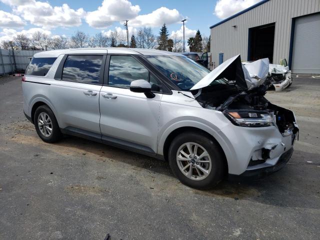 KNDNB4H32P6227011 KIA Carnival Lx