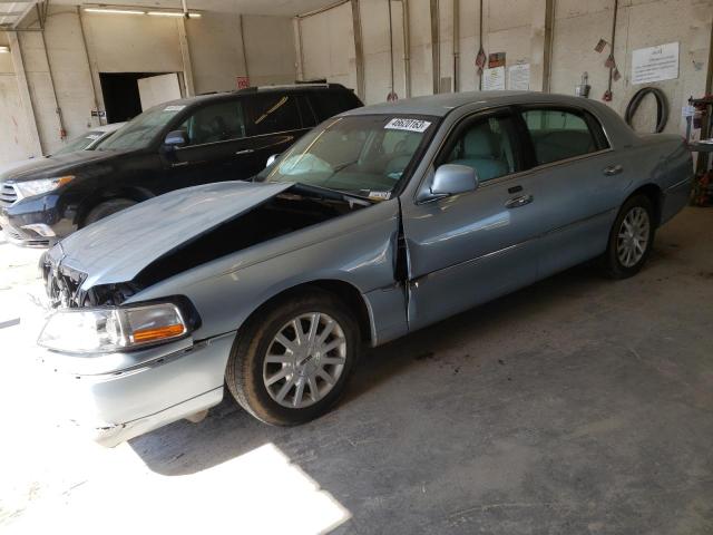 2006 Lincoln Town Car Signature