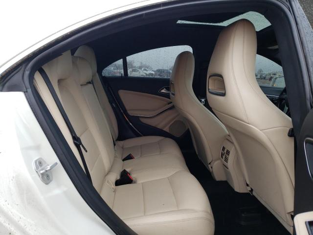 WDDSJ4GB9EN151732 Mercedes-Benz CLA 250 4MATIC