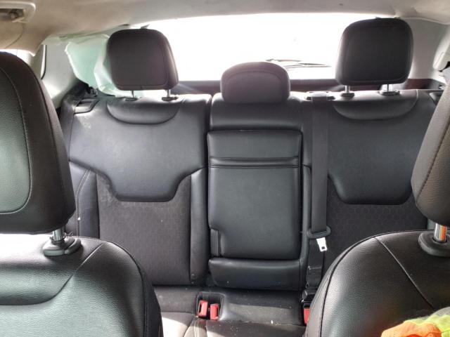 3C4NJDBB8JT308093 Jeep Compass Latitude