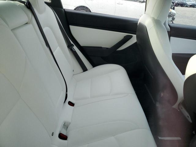 5YJ3E1EB4JF099522 Tesla MODEL 3