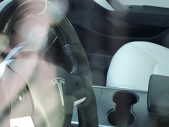 5YJ3E1EB4JF099522 Tesla MODEL 3
