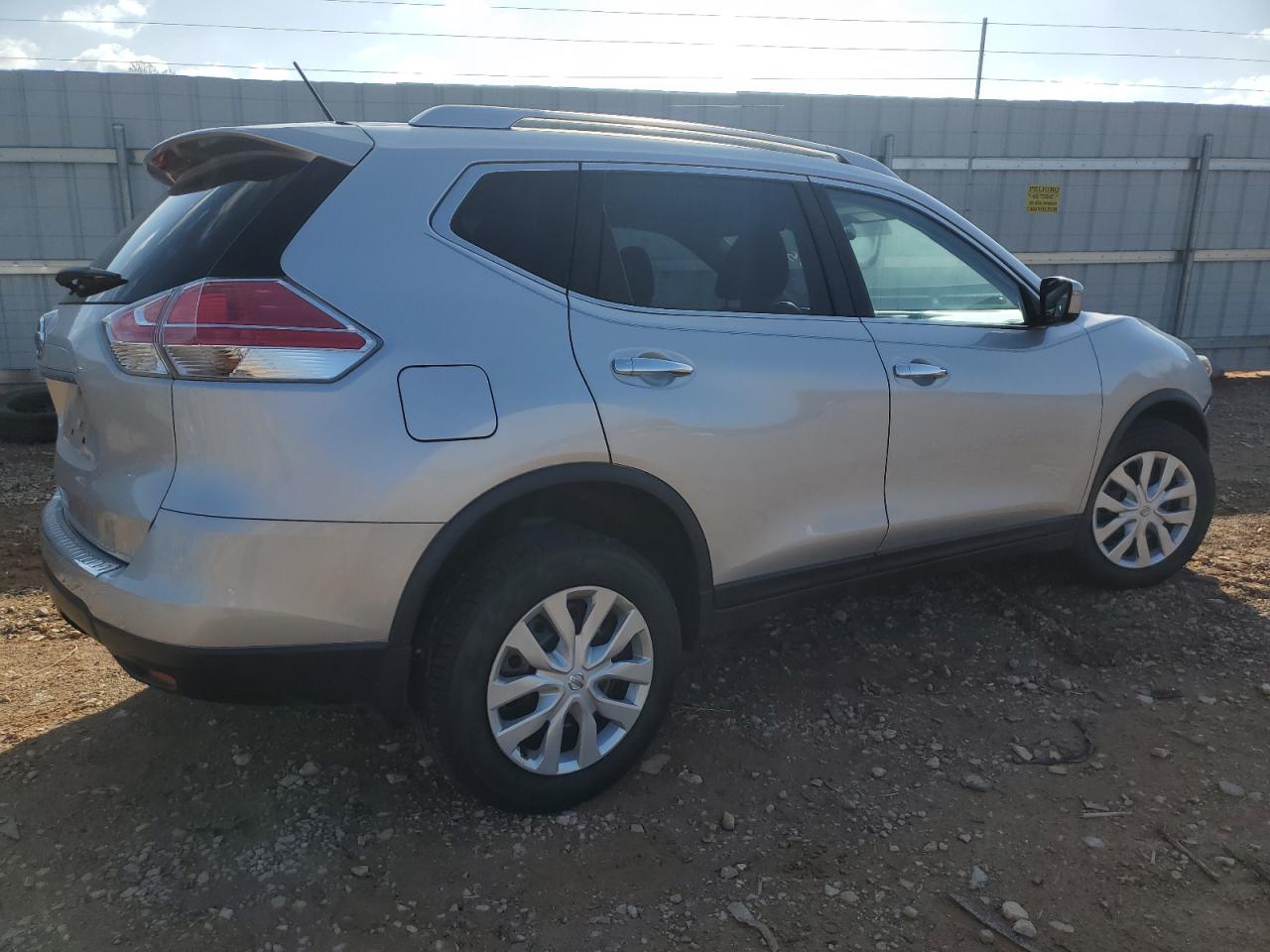 JN8AT2MT8GW020858 NISSAN ROGUE 2016