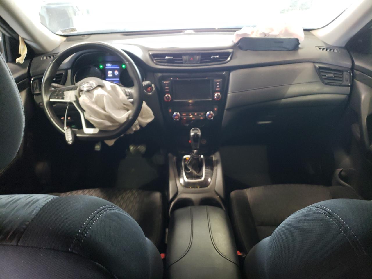 KNMAT2MTXJP524812 NISSAN ROGUE 2018