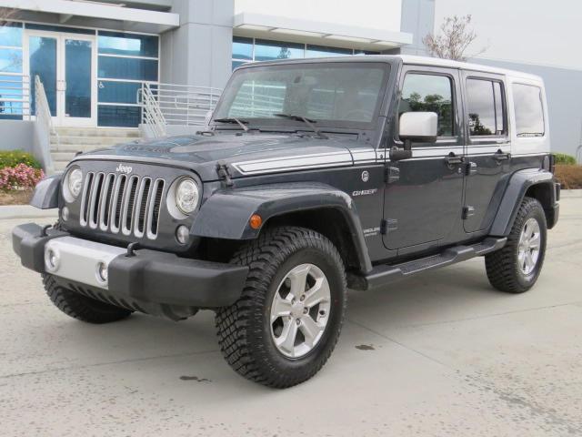 1C4BJWEG1HL667622 Jeep Wrangler Unlimited Sahara