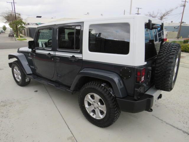 1C4BJWEG1HL667622 Jeep Wrangler Unlimited Sahara