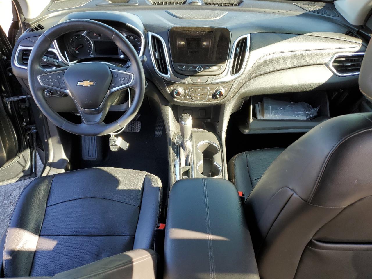 2018 Chevrolet Equinox Premier vin: 3GNAXNEXXJS523076