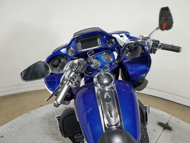2015 HARLEY-DAVIDSON FLTRUSE CV 1HD1TAN10FB958330
