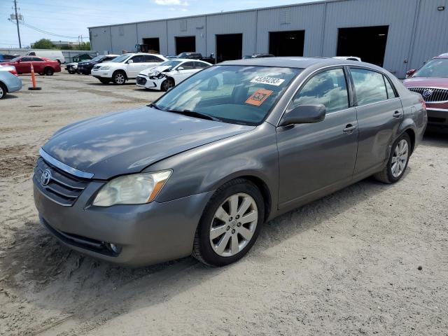 2005 Toyota Avalon XL