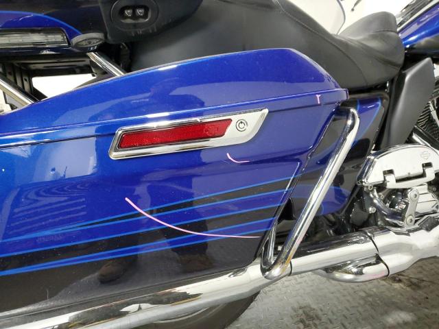 2015 HARLEY-DAVIDSON FLTRUSE CV 1HD1TAN10FB958330