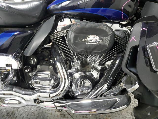 2015 HARLEY-DAVIDSON FLTRUSE CV 1HD1TAN10FB958330