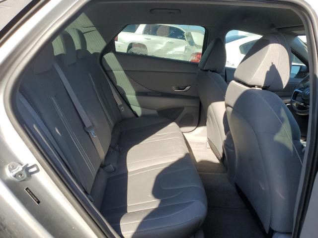 5NPLS4AGXNH080590 Hyundai ELANTRA SEL
