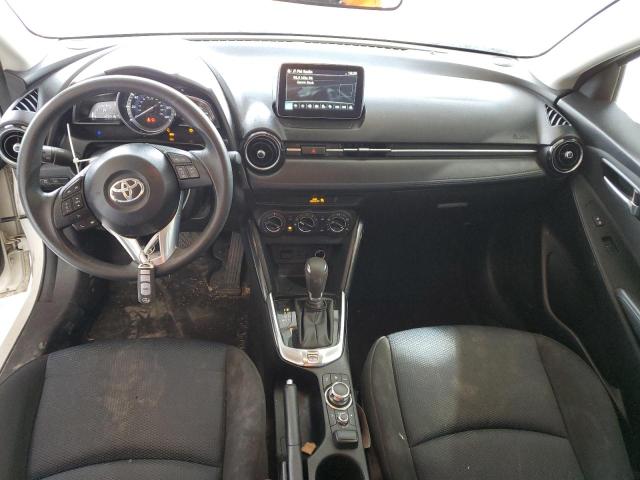  TOYOTA YARIS 2018 Biały