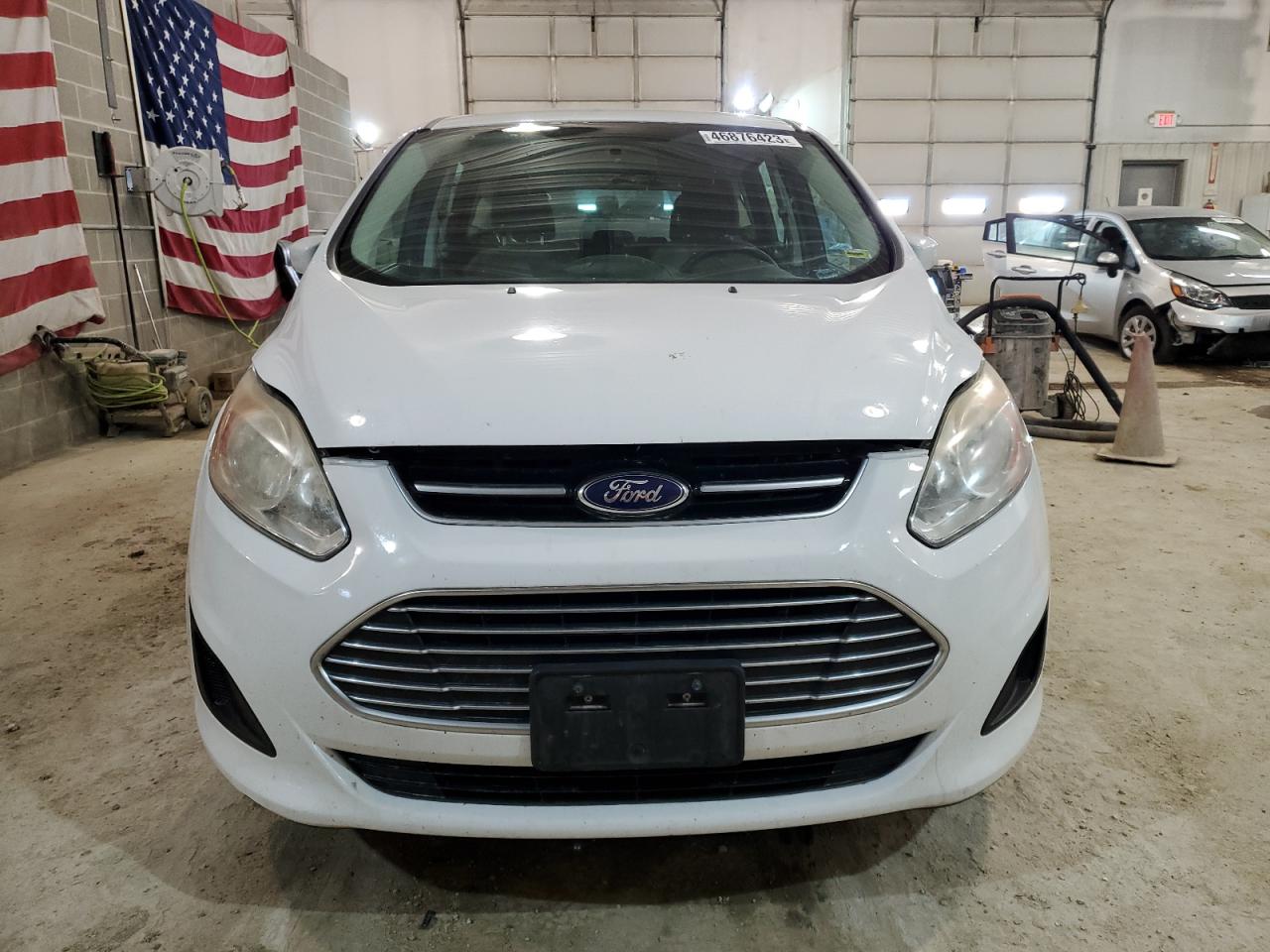 2013 Ford C-Max Se VIN: 1FADP5AU8DL523806 Lot: 46876423