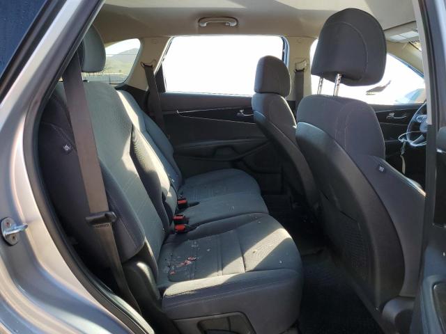 5XYPG4A3XHG211027 KIA SORENTO LX