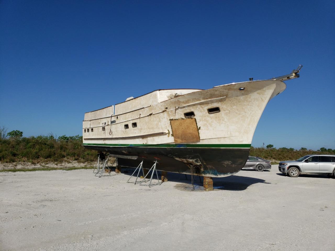 Salvage Boats for Sale - Online Used Boats Auctions | CarsFromWest