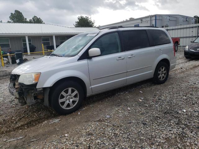 2010 Chrysler Town & Country Touring