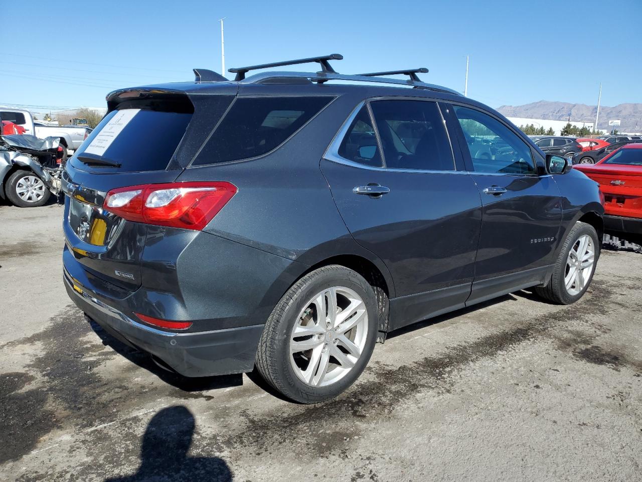 2018 Chevrolet Equinox Premier vin: 3GNAXNEXXJS523076