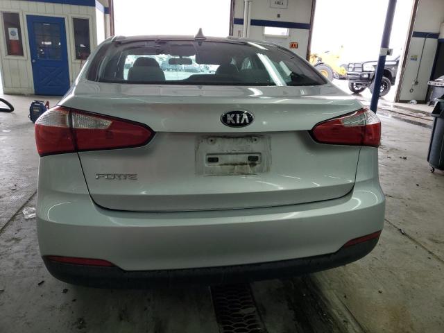 KNAFX4A6XF5415495 KIA FORTE LX