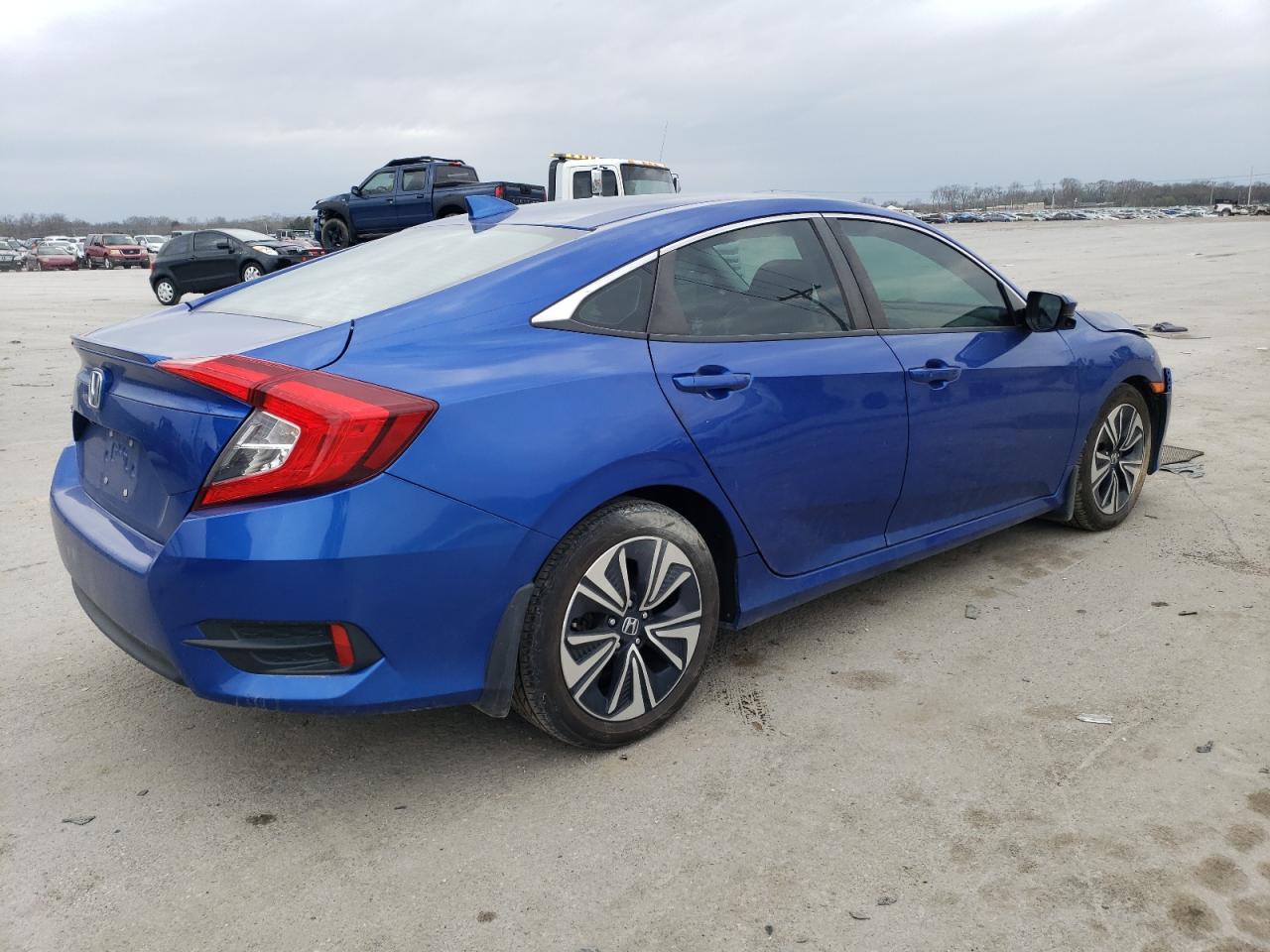 19XFC1F36HE005067 HONDA CIVIC 2017