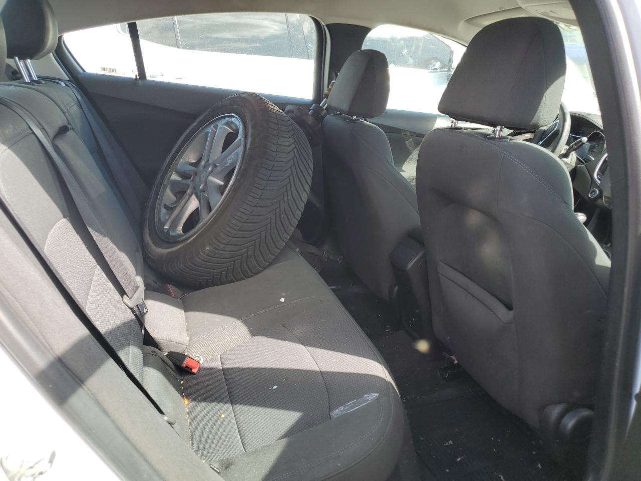 1G1BE5SM8J7102333 CHEVROLET CRUZE 2018