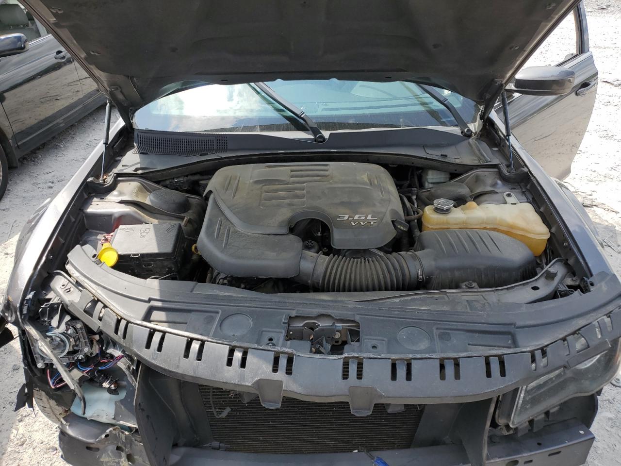 2013 Chrysler 300 S VIN: 2C3CCABG4DH565622 Lot: 61983395